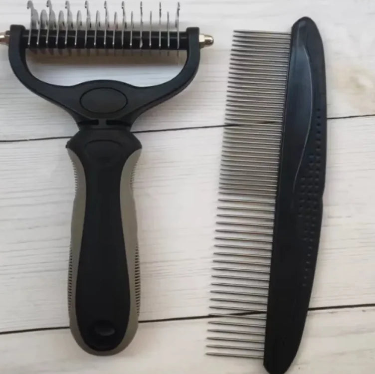 Knot-Free Pet Brush